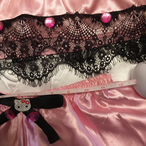 ADORABLE cotton candy pink satin hello kitty lingere and jewlery set! - Picture 15 of 17